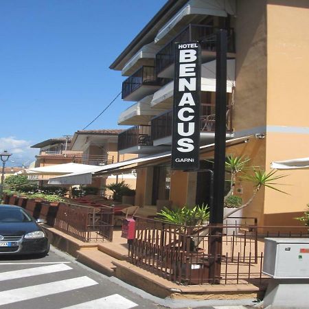 Hotel Benacus Bardolino Bagian luar foto